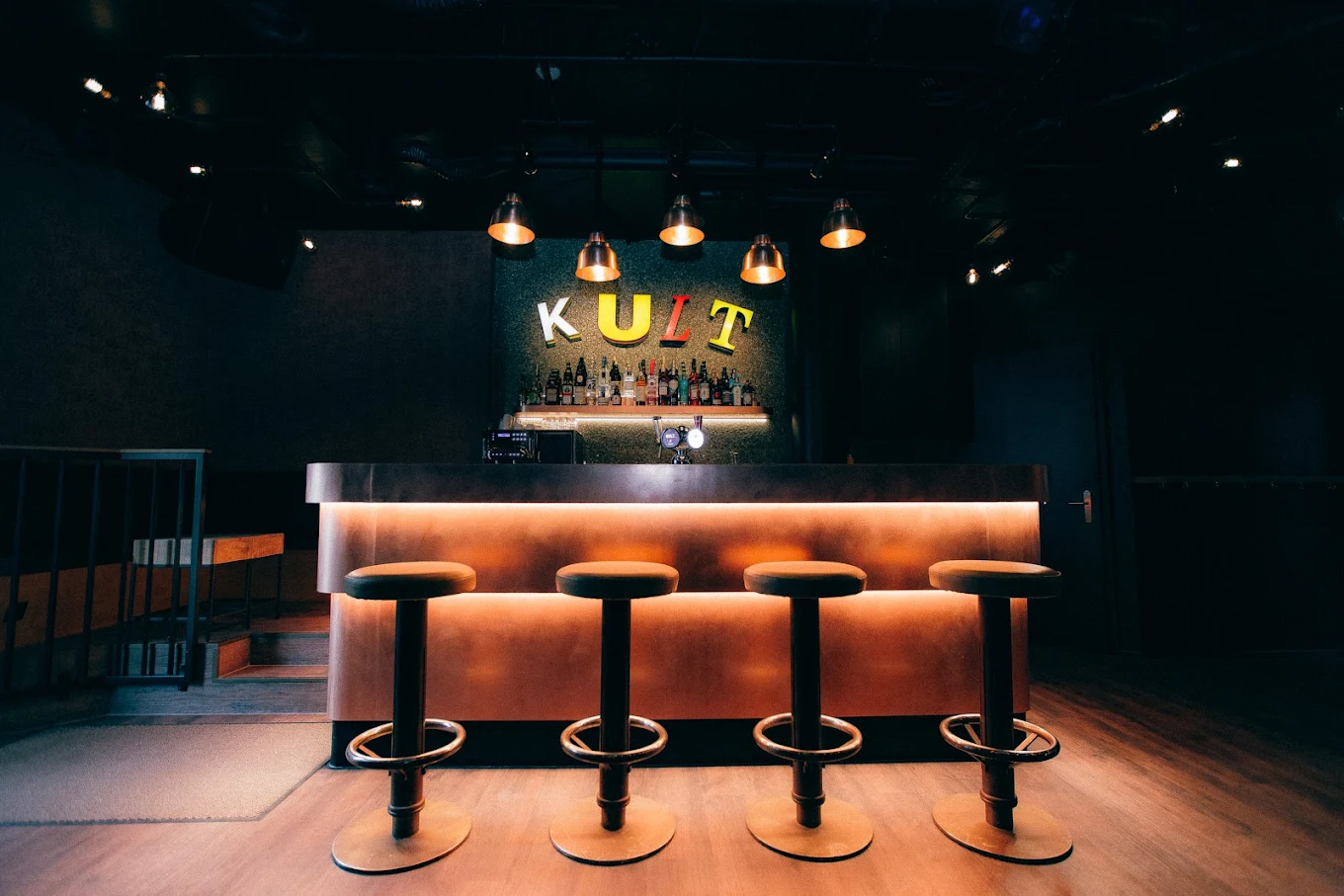 Kultnacht St. Gallen – Singles Edition Party mit Musik und Tanz